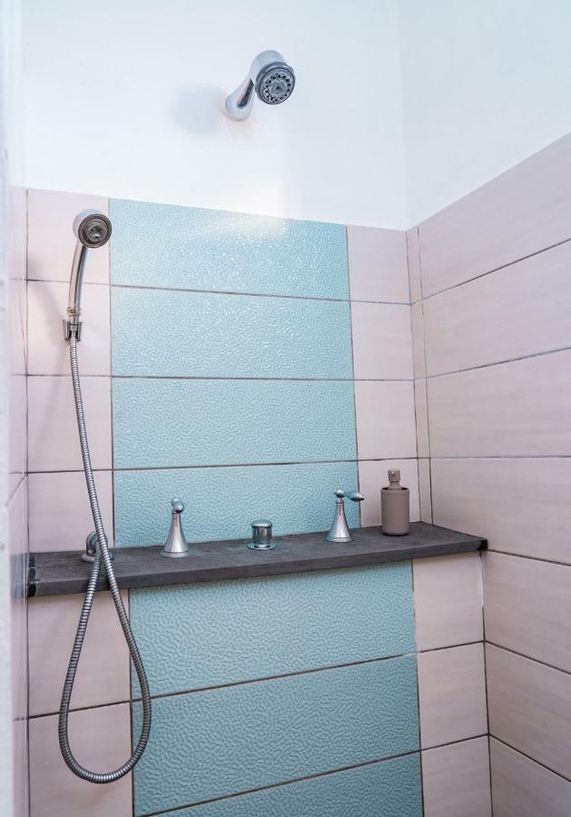 Le Mandala Moris Guesthouse Pointe Aux Canonniers Grand-Baie Dış mekan fotoğraf